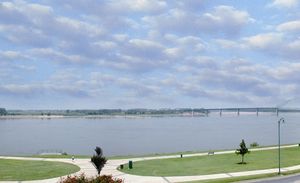 Riverwalksmemphisoverview-5102012-144533_horiz-large
